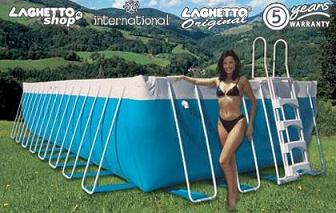 Piscina Laghetto International.